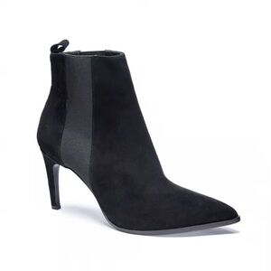 42 gold kensington black suede bootie size 5.5